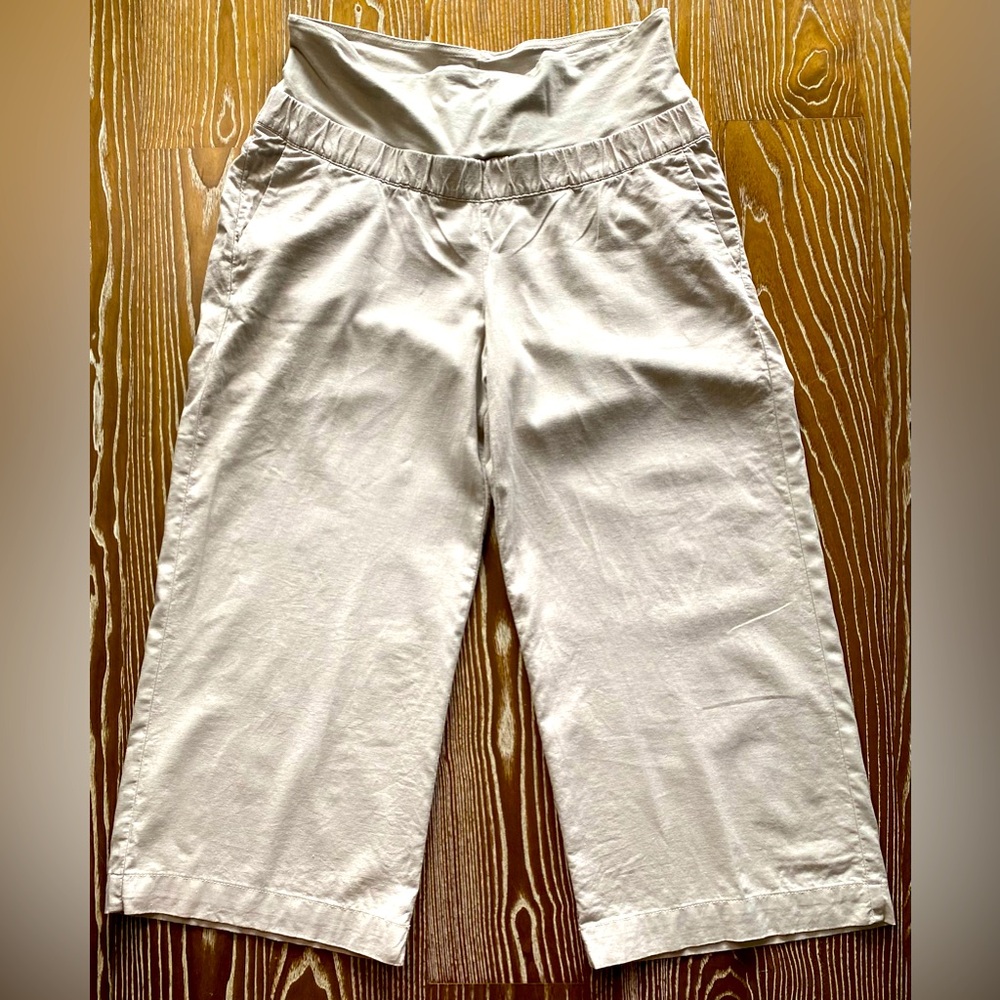 🌻 HOST PICK 🌻 Maternity linen pants cropped loose fit, gently used EUC